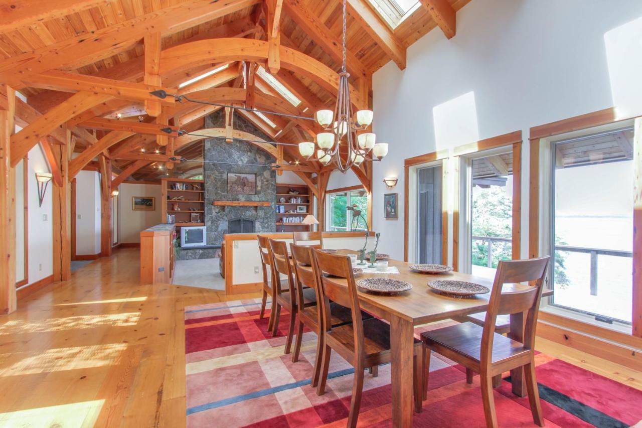 Bottle Bay Lakefront Lodge Sandpoint Extérieur photo