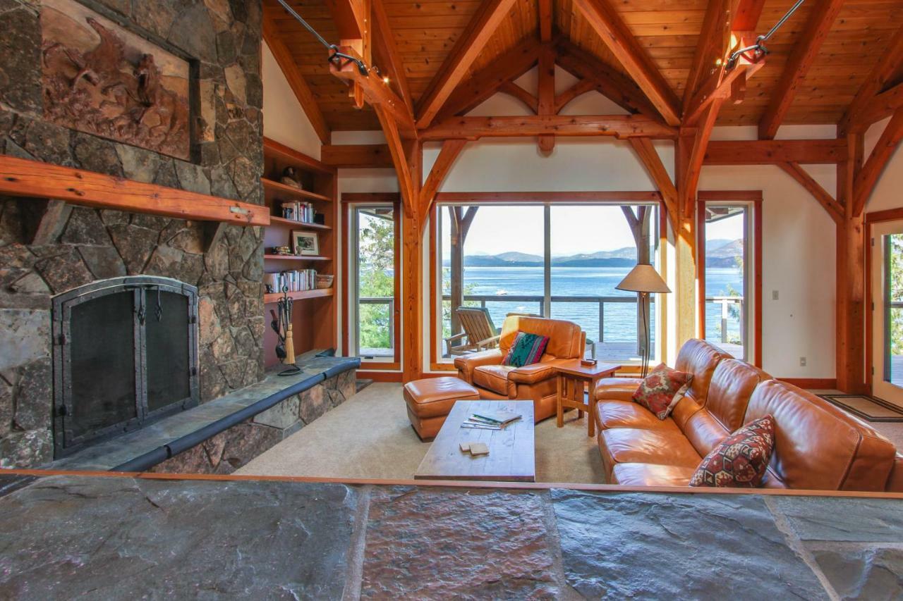 Bottle Bay Lakefront Lodge Sandpoint Extérieur photo