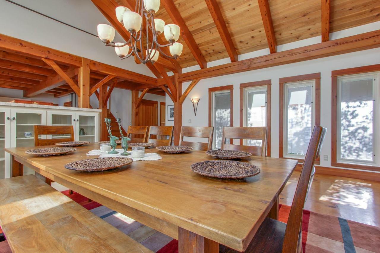 Bottle Bay Lakefront Lodge Sandpoint Extérieur photo