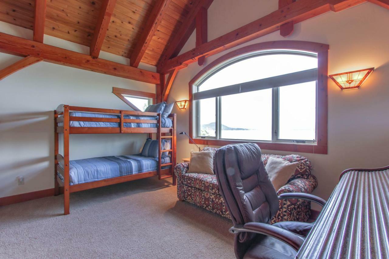 Bottle Bay Lakefront Lodge Sandpoint Extérieur photo